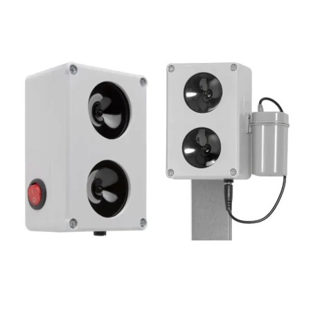 Ultrasonic repeller CH200 against foxes, birds and martens